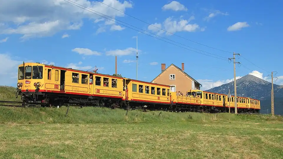 Train Jaune gare de Bolquère Eyne Cerdagne